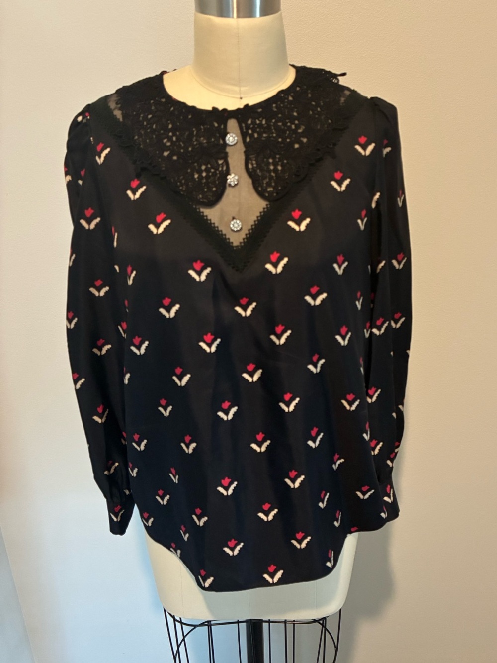 Marc Jacobs silk blouse with crochet lace collar